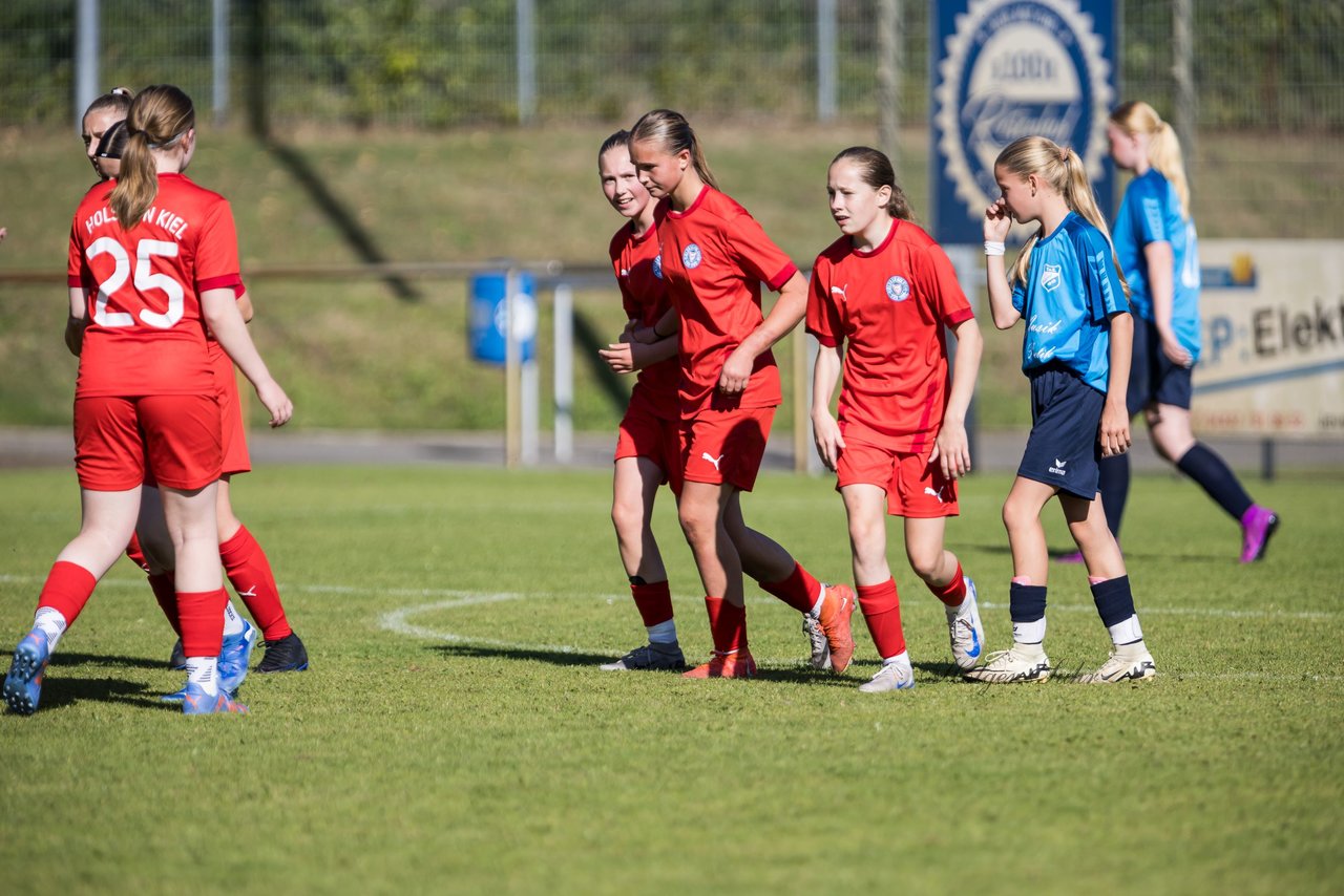 Bild 268 - wBJ TuS Rotenhof - Holstein Kiel : Ergebnis: 1:4